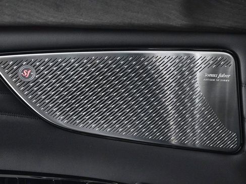 Used 2025 Maserati Grecale GT image 23