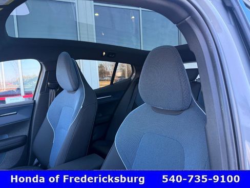 Used 2025 Volvo EX30 Ultra image 32