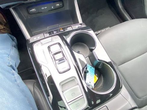 Used 2023 Hyundai Tucson Limited image 27