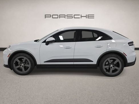 Certified 2025 Porsche Macan Electric RWD image 2