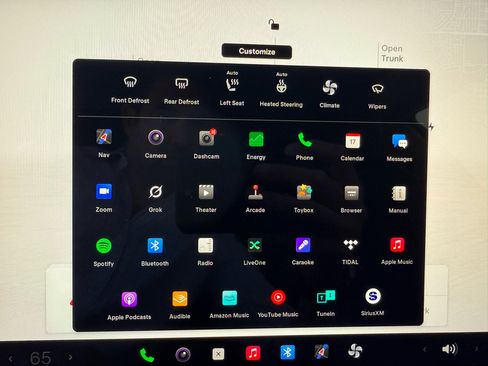 Used 2023 Tesla Model 3 Standard Range image 6