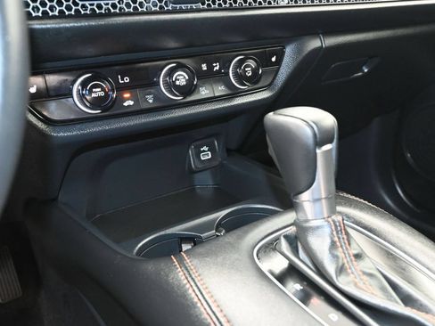 Certified 2025 Honda HR-V Sport image 17