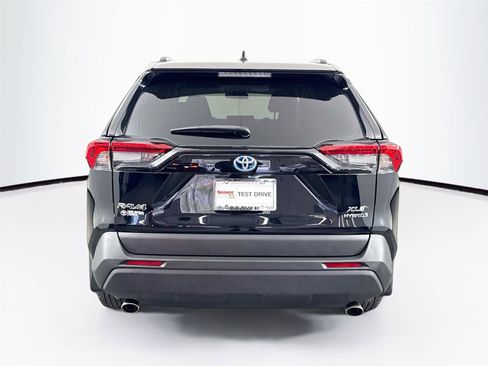 Certified 2024 Toyota RAV4 XLE image 12