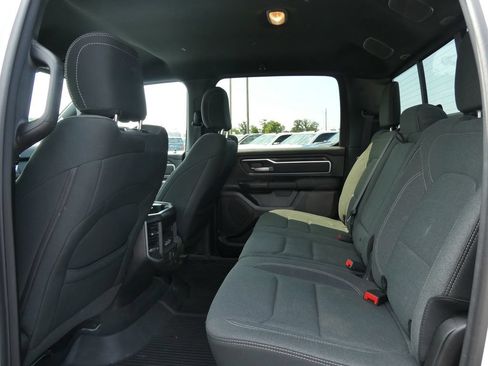 Used 2020 RAM 1500 Big Horn AWD/4WD image 16