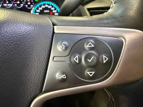 Used 2017 GMC Yukon Denali w/ Open Road Package image 16