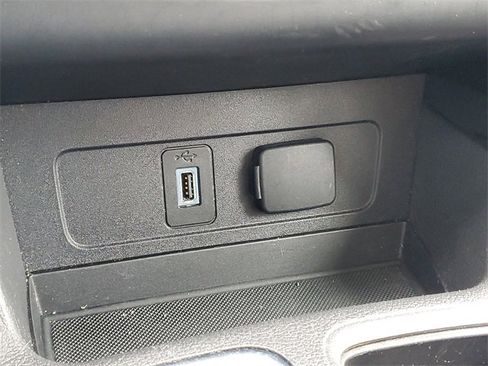 Certified 2019 Ford Escape Titanium w/ U9j03 - Titanium Tow Package image 28