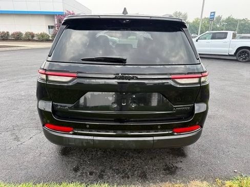 Used 2024 Jeep Grand Cherokee Limited w/ Luxury Tech Group II AWD/4WD image 7