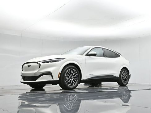 Used 2025 Ford Mustang Mach-E Premium w/ Interior Protection Package image 48