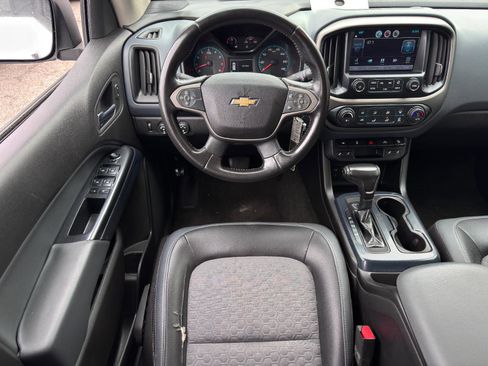 Used 2015 Chevrolet Colorado Z71 image 25