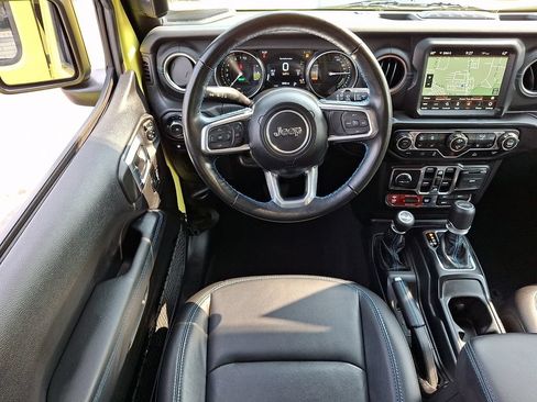 Certified 2023 Jeep Wrangler Unlimited Rubicon 4xe w/ Cold Weather Group AWD/4WD image 11