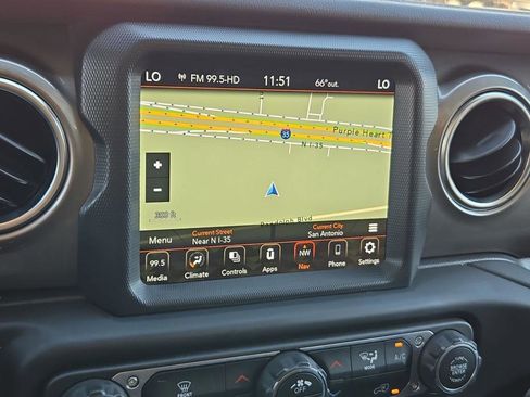 Certified 2021 Jeep Wrangler Unlimited Sahara image 25