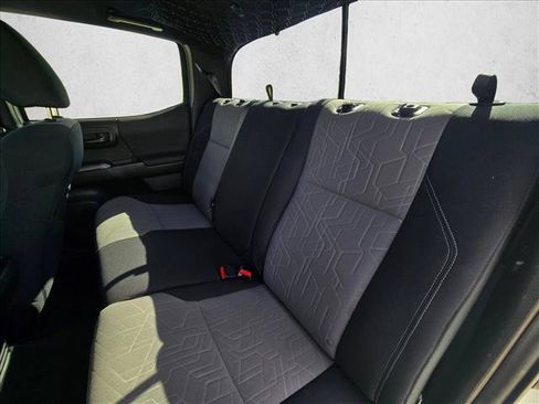 Used 2023 Toyota Tacoma TRD Off-Road AWD/4WD image 17
