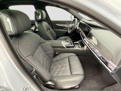 New 2026 BMW i7 eDrive50 w/ M Sport Package image 19