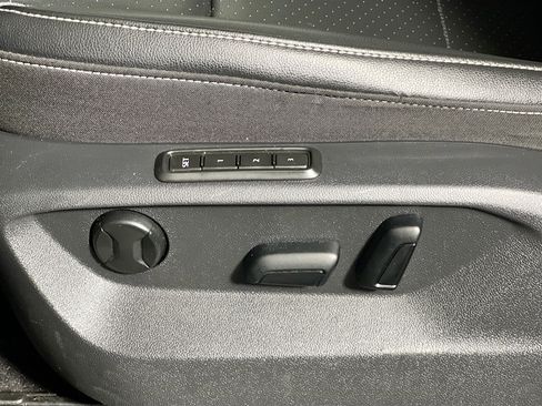 Used 2022 Volkswagen Atlas SEL image 14