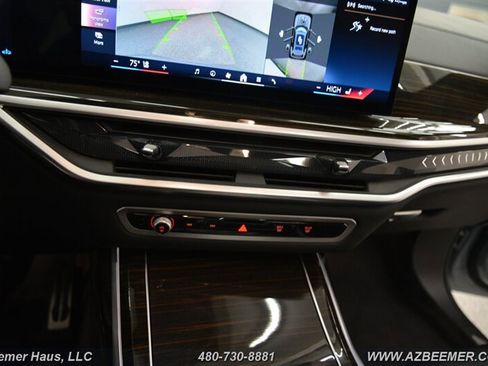 Used 2024 BMW X7 xDrive40i w/ M Sport Package image 35