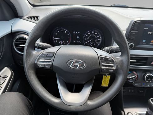 Used 2018 Hyundai Kona SE FWD image 13