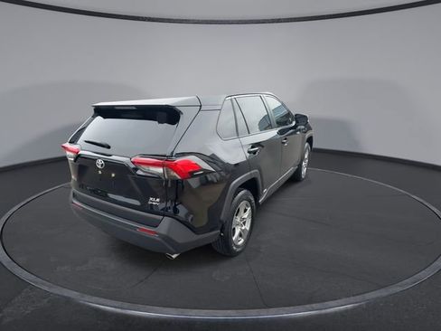 Used 2025 Toyota RAV4 XLE w/ Convenience Package image 15