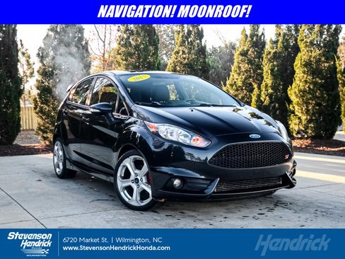 Used 2015 Ford Fiesta ST image 1
