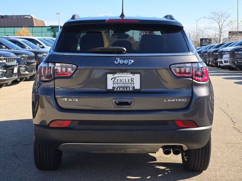 Used 2022 Jeep Compass Limited image 12