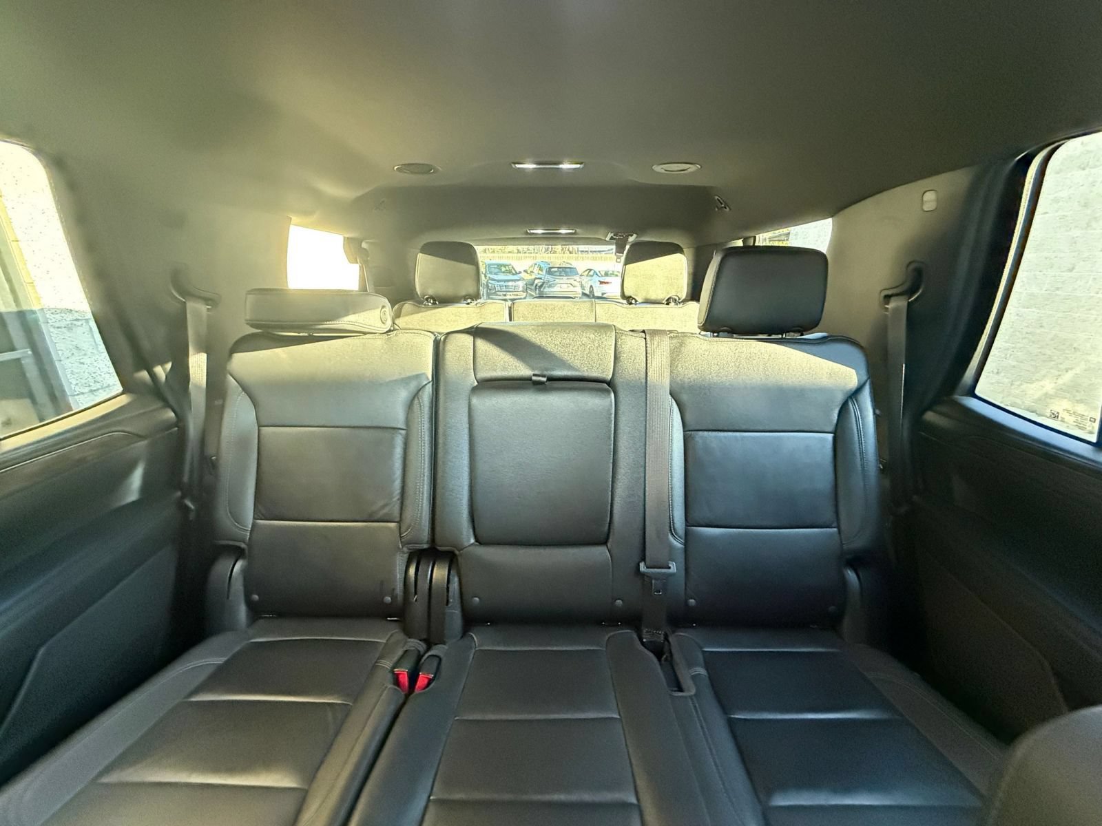 Used 2024 Chevrolet Tahoe LT w/ Luxury Package RWD image 40