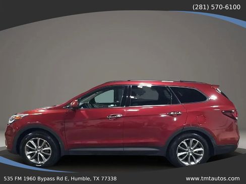 Used 2017 Hyundai Santa Fe SE FWD image 3