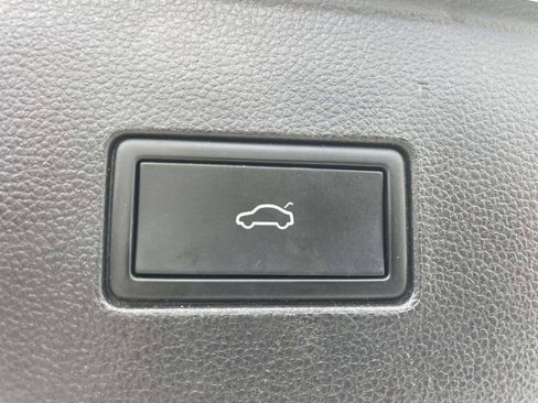 Used 2021 Volkswagen Atlas SEL Premium AWD/4WD image 11