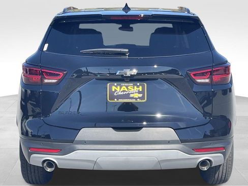 New 2025 Chevrolet Blazer LT w/ Convenience Package image 4
