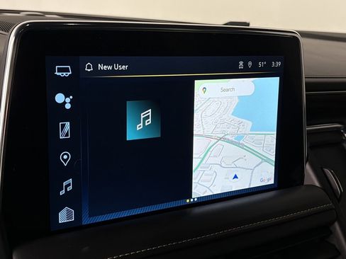 Used 2023 Chevrolet Suburban Premier image 19