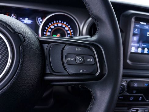 Used 2022 Jeep Wrangler Unlimited Sport image 28