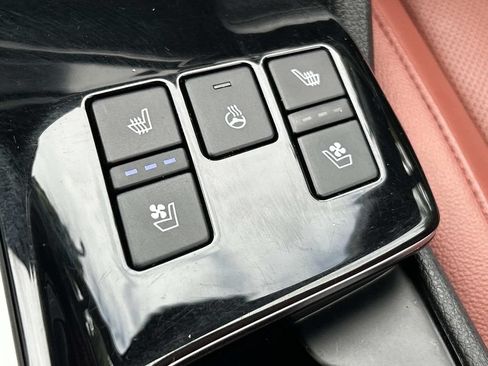 Used 2024 Kia Sportage SX FWD image 34