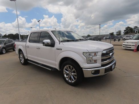 Used 2016 Ford F150 Lariat w/ Equipment Group 502A Luxury RWD image 7