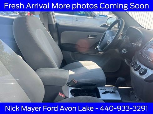 Used 2009 Hyundai Elantra GLS FWD image 17