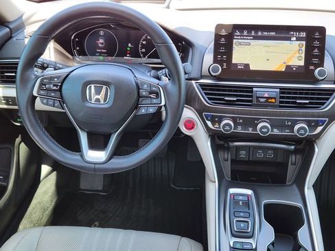 Used 2021 Honda Accord Touring image 28