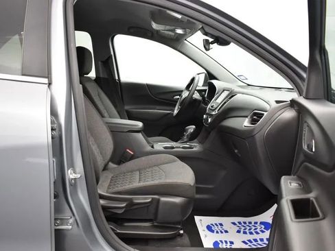 Used 2024 Chevrolet Equinox LT image 17