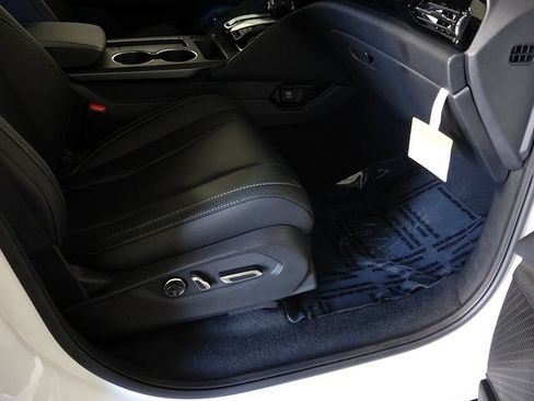 Certified 2026 Acura MDX SH-AWD w/ Technology Package image 37