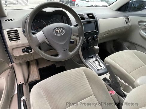 Used 2010 Toyota Corolla LE FWD image 13