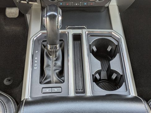 Used 2020 Ford F150 Lariat w/ Equipment Group 502A Luxury image 19