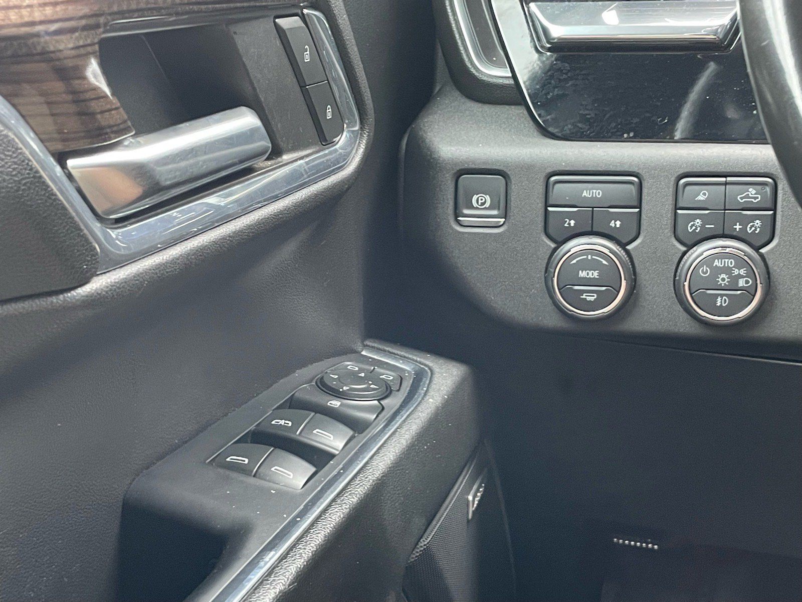 Used 2024 Chevrolet Silverado 1500 RST w/ RST All Star Premium Package AWD/4WD image 15
