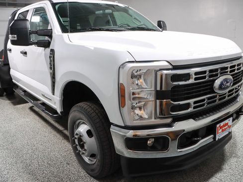 Used 2024 Ford F350 XL w/ XL Chrome Package AWD/4WD image 5