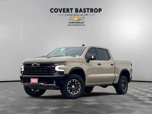 Used 2023 Chevrolet Silverado 1500 ZR2 w/ Technology Package AWD/4WD image 1