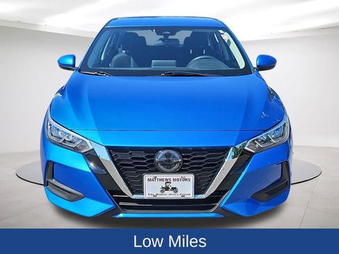 Used 2023 Nissan Sentra SV image 2