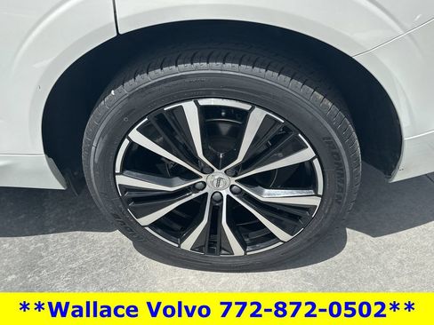 Used 2024 Volvo XC60 B5 Plus w/ Protection Package Premier AWD/4WD image 11