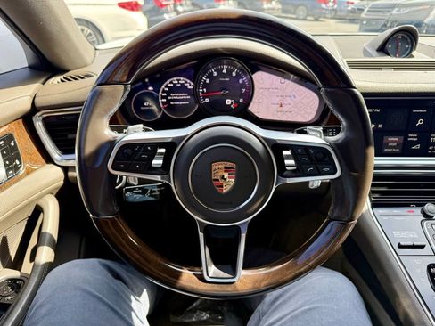 Used 2018 Porsche Panamera 4 w/ Premium Package Plus image 24