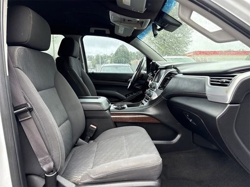 Used 2017 GMC Yukon SLE w/ Convenience Package image 23