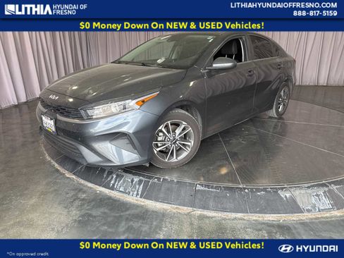 Used 2022 Kia Forte LXS FWD image 1