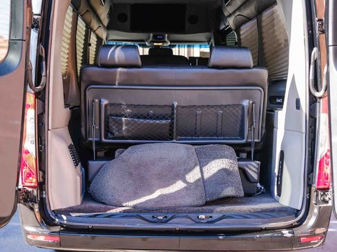 Used 2020 Mercedes-Benz Sprinter 3500 w/ Windows All Around Package image 39