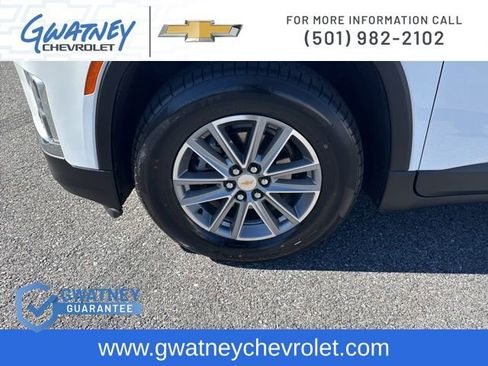 Used 2023 Chevrolet Traverse LT w/ LPO, Floor Liner Package image 9