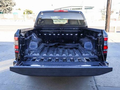 Used 2023 Nissan Frontier SV image 27