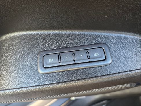 Used 2019 GMC Yukon Denali w/ Denali Ultimate Package AWD/4WD image 25