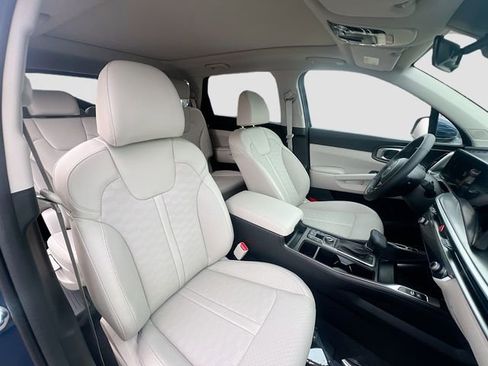 New 2025 Kia Sorento EX w/ Panoramic Sunroof Package AWD/4WD image 30